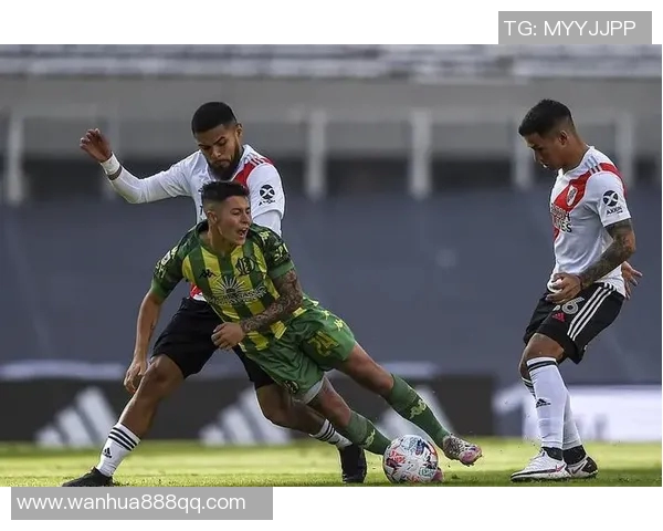 南美自由杯激战山度士对决独立队争夺晋级名额